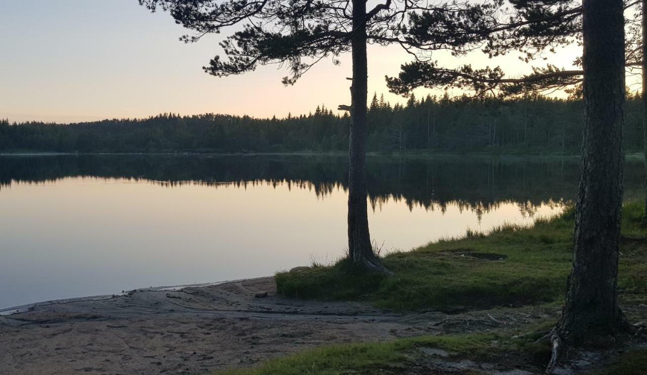 Cozy Cottage In The Woods, Near Dyreparken In Kristiansand, Lake Lolandsvannet Ovrebo Zewnętrze zdjęcie