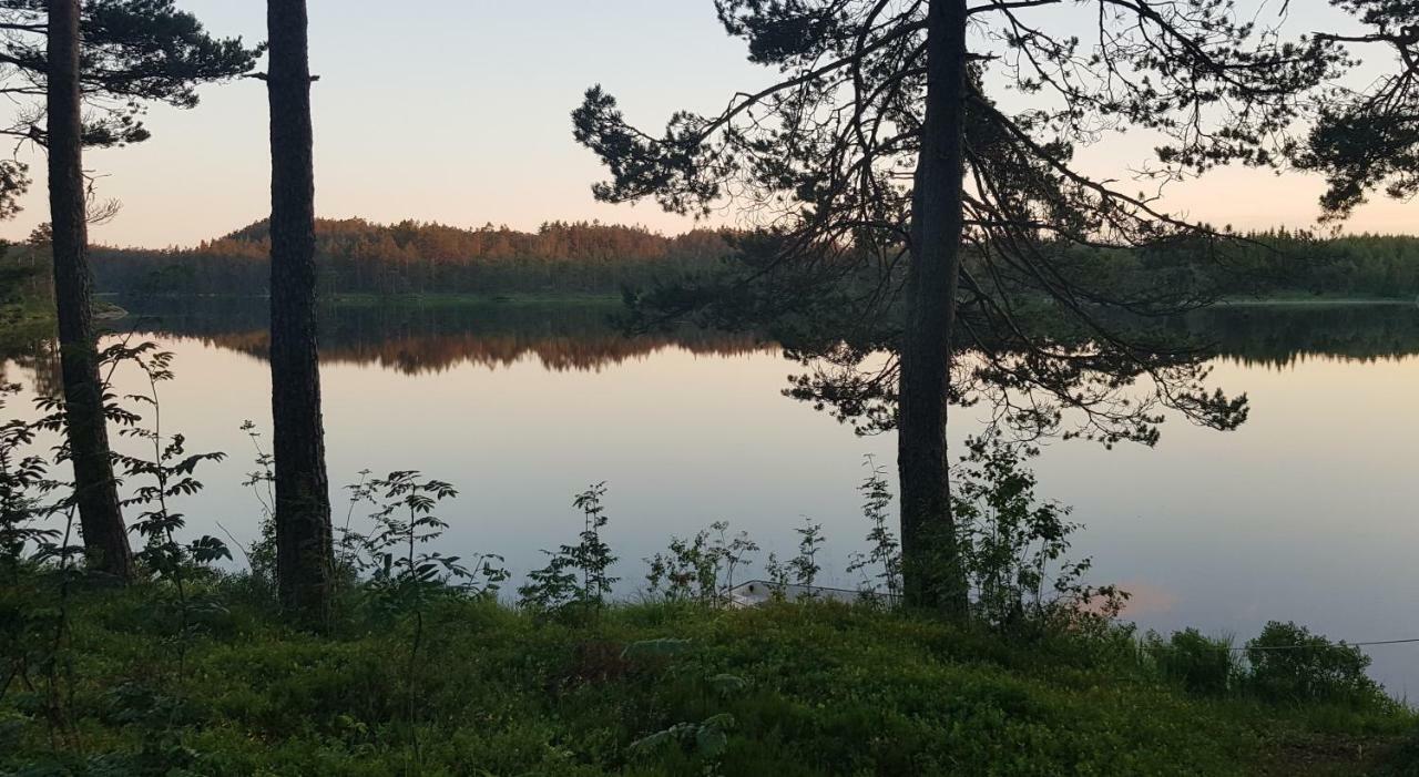 Cozy Cottage In The Woods, Near Dyreparken In Kristiansand, Lake Lolandsvannet Ovrebo Zewnętrze zdjęcie